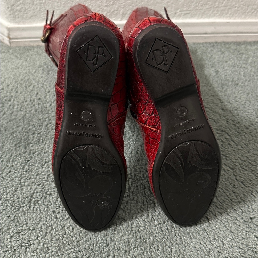 Donald J Pliner Red Croc Embossed Leather Tall Zip Boots women’s 6.5 - Picture 6 of 9